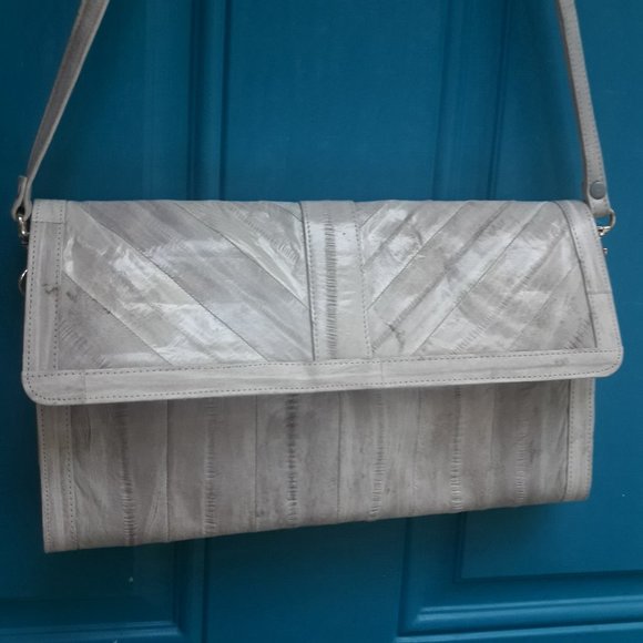 Softest Leather Vintage Handbag Purse Clutch with Strap Genuine Eelskin Bag - Picture 6 of 16